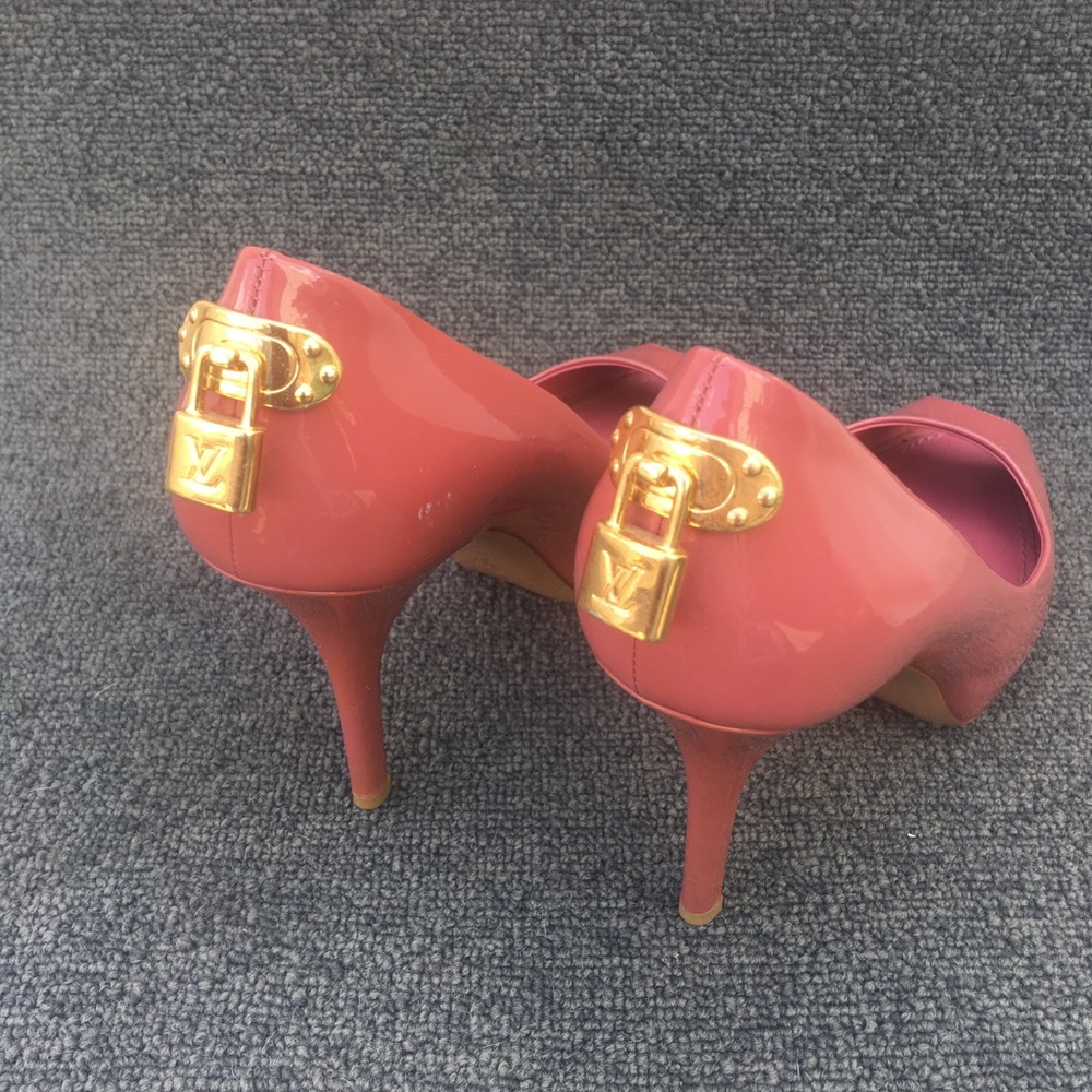 Authentic LV Patent Leather Open-Toe - Picture 2 of 4